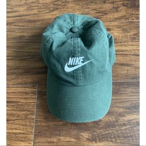 Green Nike hat